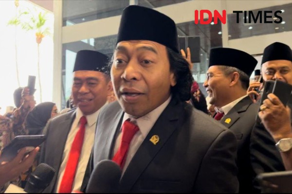 Segini Gaji Komeng sebagai Anggota DPD RI 2024-2029