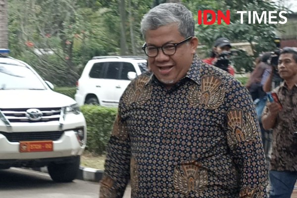 Profil Fahri Hamzah, Wamen Perumahan dan Kawasan Permukiman