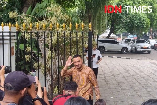 Giring Menghadap Prabowo, Mesem-Mesem dan Lambaikan Tangan