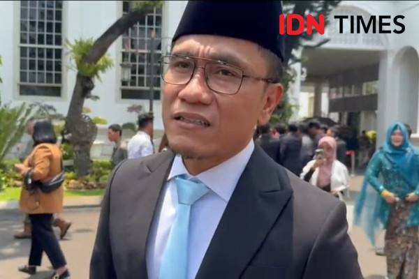 Miftah Mundur Dari Utusan Khusus Presiden Sambil Menangis