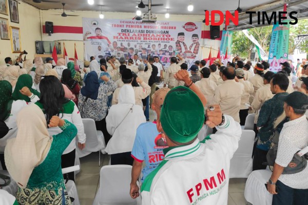 Pilkada Bekasi, Tokoh Maluku Umar Kei Deklarasi Dukung Tri Adhianto