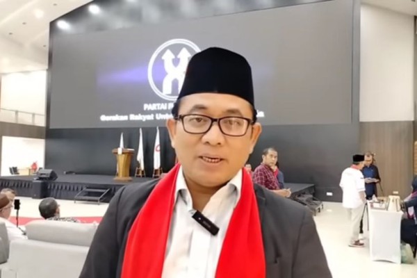 Profil Robi Nurhadi, Pendiri Partai Perubahan
