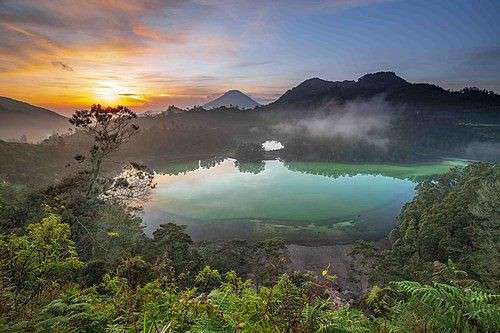 10 Tempat Wisata di Pulau Jawa yang Mirip Luar Negeri