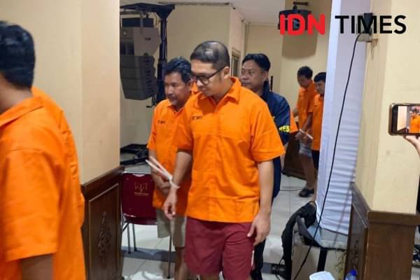 Peran Zulkarnaen Apriliantony: Mengkoordinir Para Tersangka