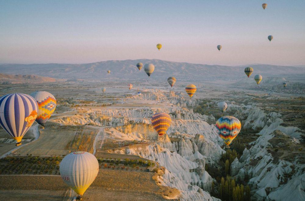 Kenapa Wisata Balon Udara Sangat Populer di Cappadocia?