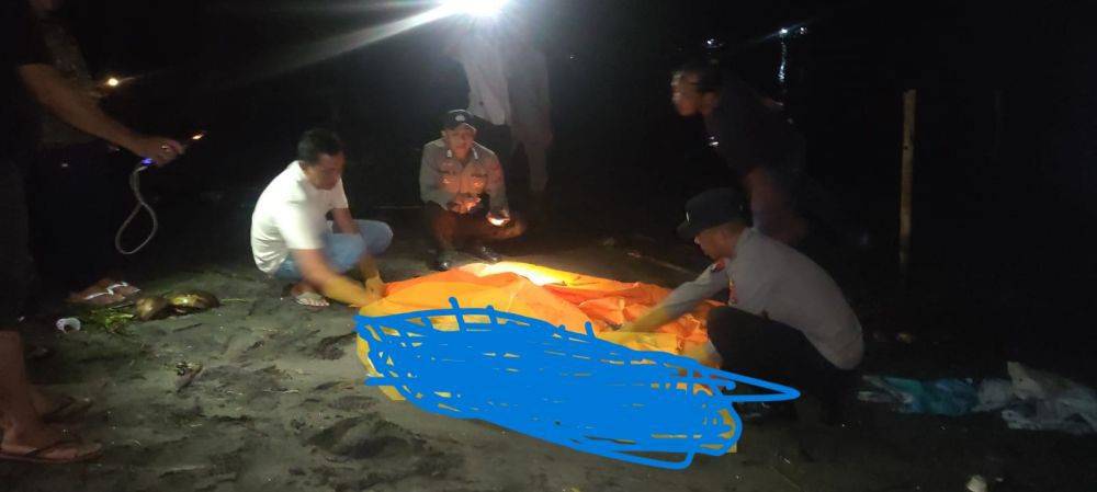 Pengunjung Temukan Mayat Tanpa Identitas Di Pantai Malimbu