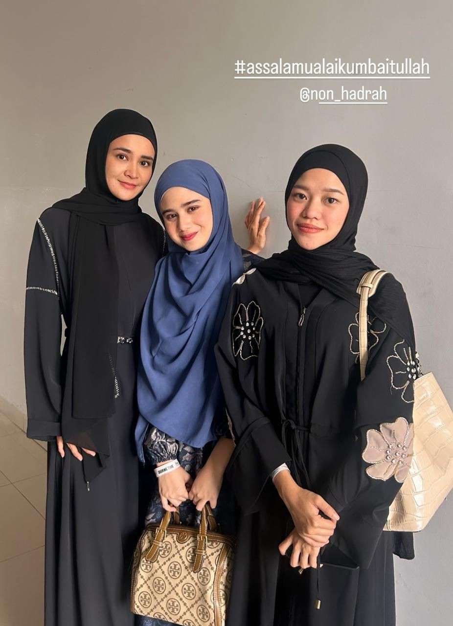 7 Potret Michelle Ziudith, Tissa Biani, dan Ummi Quary Kajian Bareng