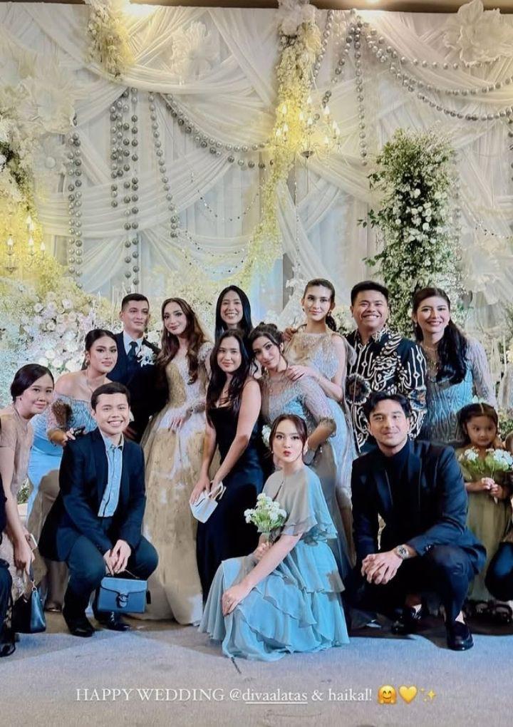 7 Potret Salshabilla Adriani Jadi Bridesmaid di Pernikahan Diva Alatas