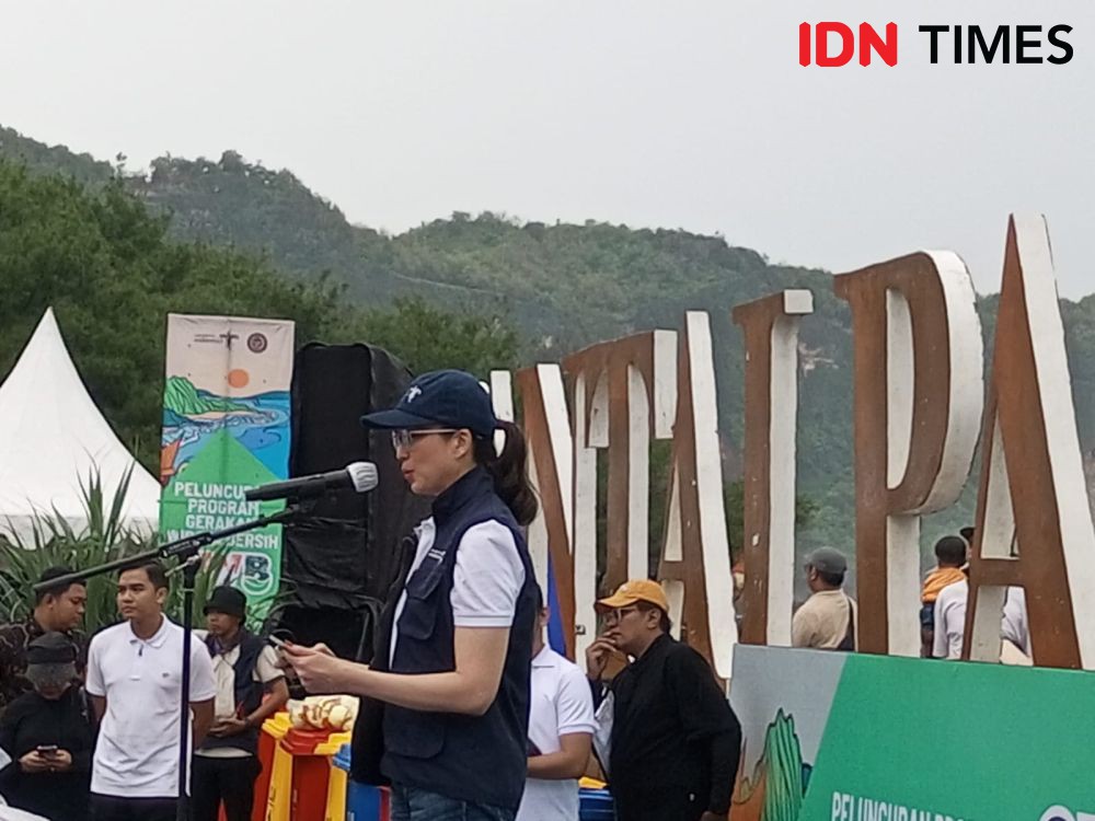 Menpar Luncurkan Gerakan Wisata Bersih di Pantai Parangtritis