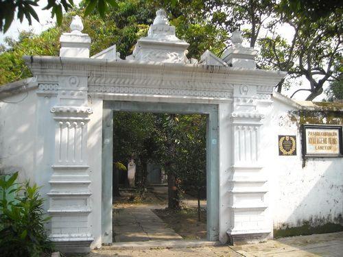 10 Wisata Religi di Solo dari Masjid hingga Makam Keramat