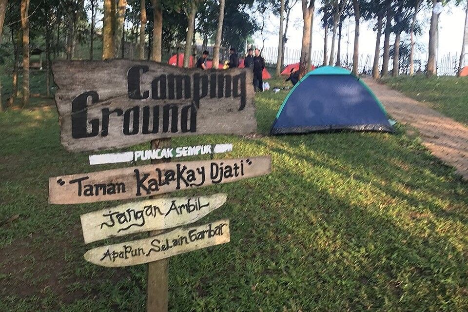Puncak Sempur Karawang: Lokasi, Tiket, dan Aktivitas Seru