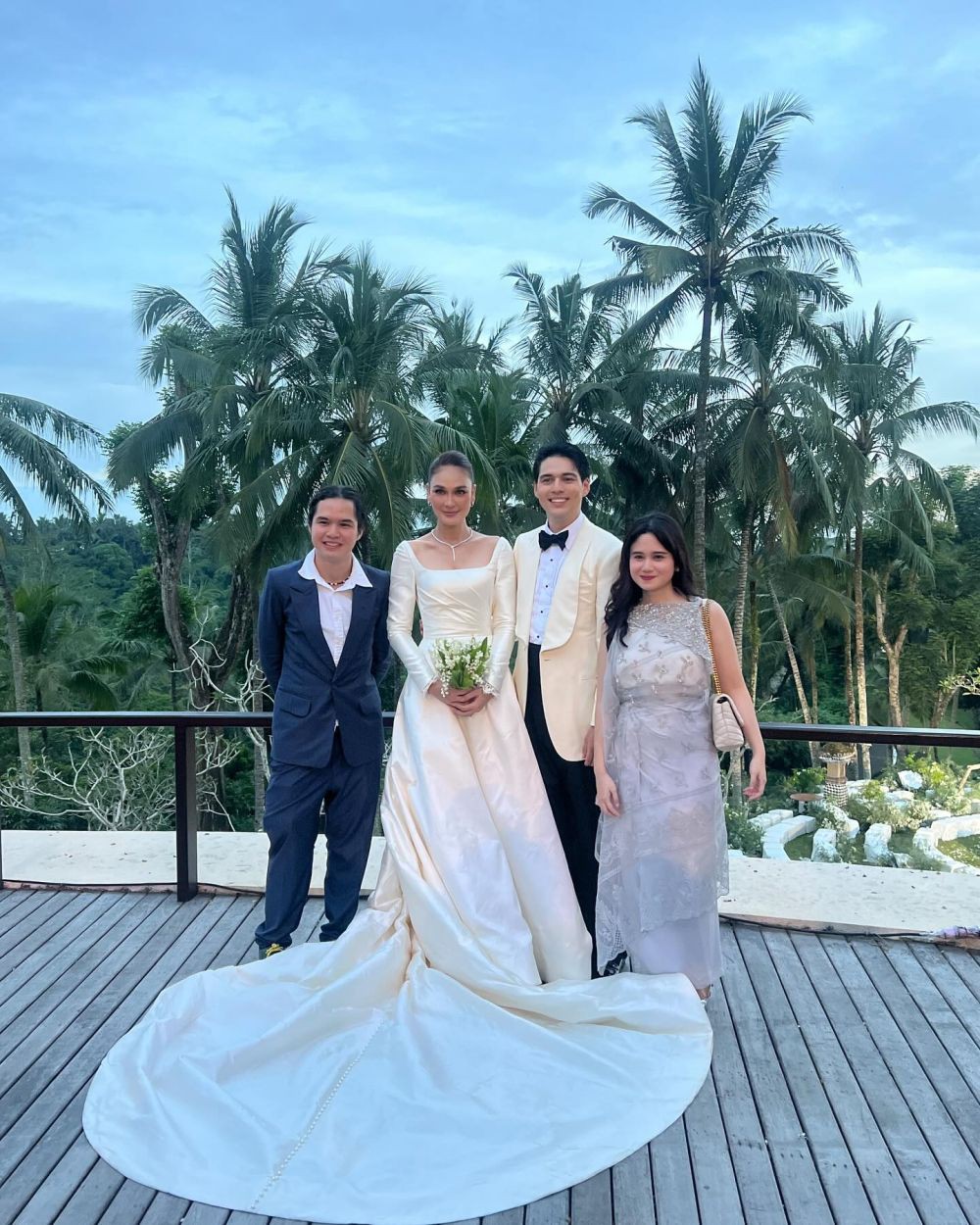 Potret Tamu Artis di Resepsi Pernikahan Luna Maya dan Maxime Bouttier