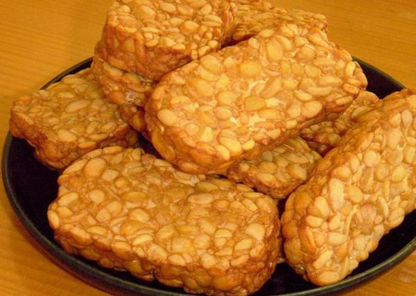 Sumber Gambar: hipwee.com Tempe