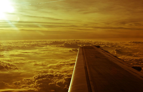 Download 920 Koleksi Background Awan Pesawat Gratis Terbaik